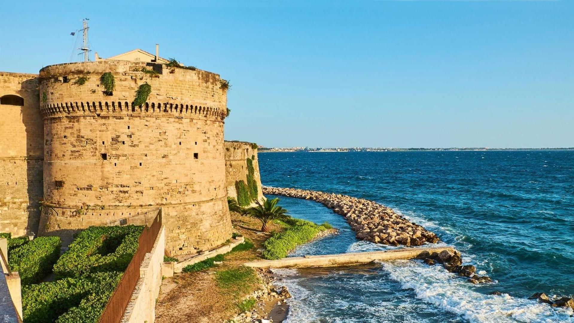 Il Pavone Hotel Taranto Exterior photo